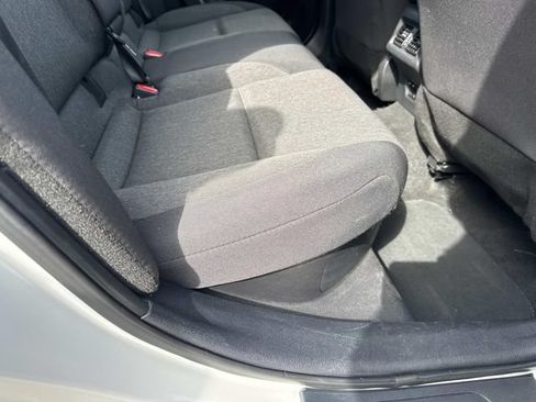Used 2025 Toyota Camry LE FWD image 18