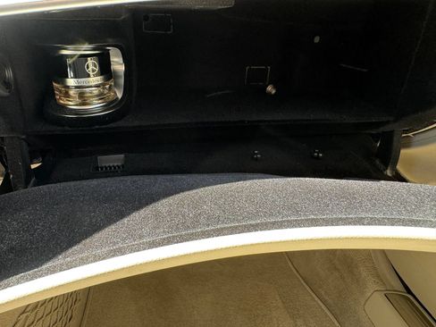 Used 2015 Mercedes-Benz S 550 4MATIC Sedan image 31