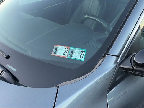 Used 2018 Honda Civic EX-L image 41