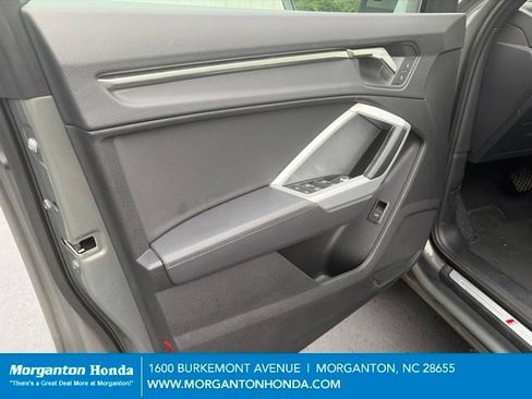 Used 2025 Audi Q3 2.0T Premium AWD/4WD image 12