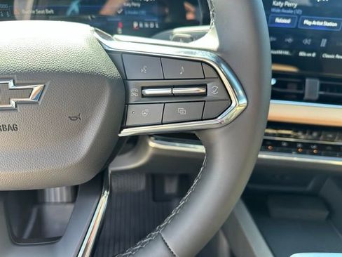 New 2026 Chevrolet Equinox ACTIV AWD/4WD image 5