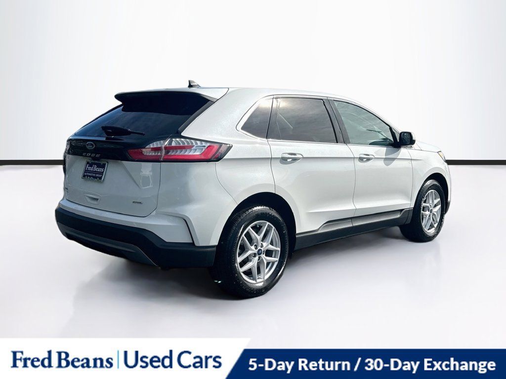 Used 2022 Ford Edge SEL w/ Convenience Package AWD/4WD image 10
