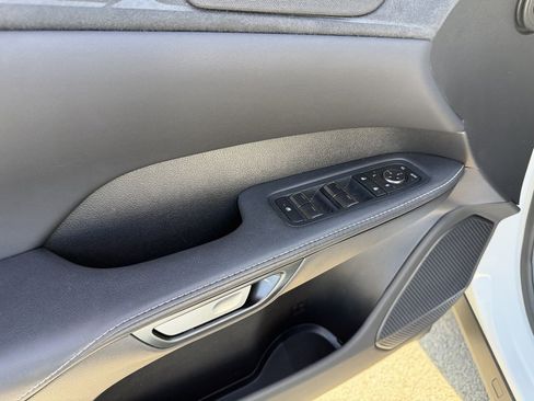 Used 2024 Lexus RX 500h F Sport image 14