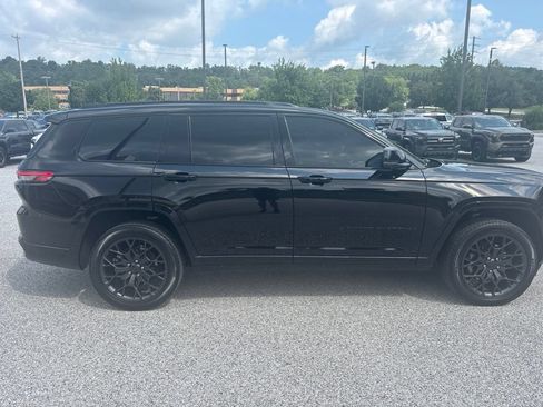 Used 2024 Jeep Grand Cherokee L Summit w/ High Altitude Package AWD/4WD image 2