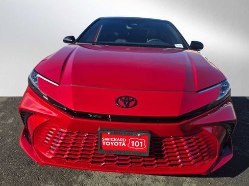 Used 2026 Toyota Camry XSE image 8