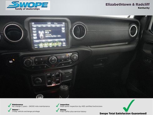 Used 2022 Jeep Wrangler Unlimited Sahara w/ Cold Weather Group AWD/4WD image 21