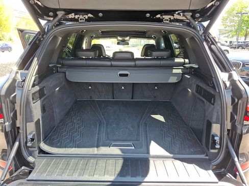 Used 2026 BMW X5 xDrive40i w/ M Sport Package AWD/4WD image 29