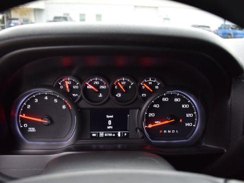 Used 2021 Chevrolet Silverado 1500 Custom Trail Boss w/ LPO, Dark Essentials Package image 16