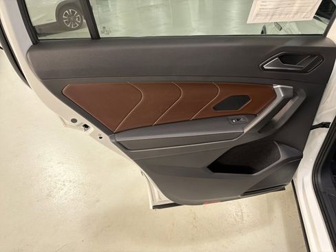 Used 2024 Volkswagen Tiguan SEL R-Line image 25