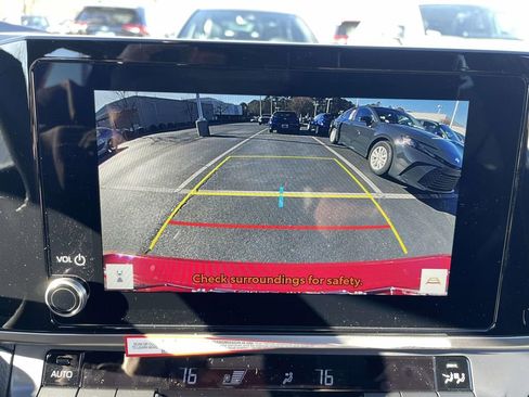 New 2026 Toyota Camry SE image 39