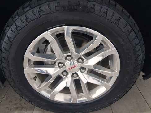 Used 2019 GMC Sierra 1500 SLT w/ SLT Premium Plus Package AWD/4WD image 11