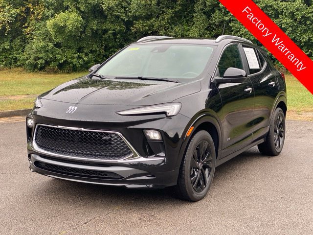 Used 2025 Buick Encore GX Sport Touring FWD image 3
