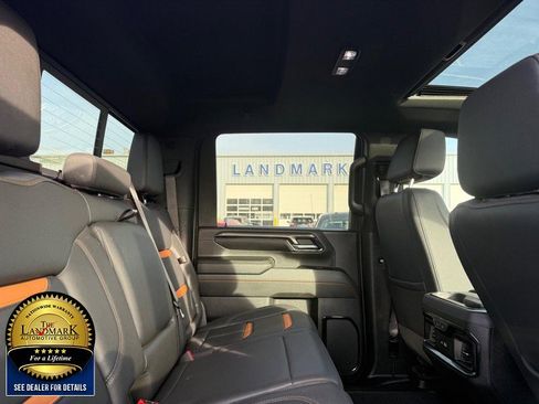 Used 2024 GMC Sierra 2500 AT4 w/ AT4 Premium Plus Package image 16