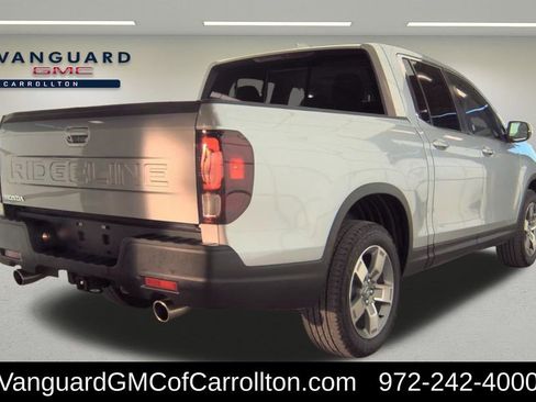 Used 2025 Honda Ridgeline RTL image 2