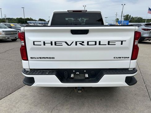 Used 2021 Chevrolet Silverado 1500 Custom w/ LPO, Dark Essentials Package AWD/4WD image 6