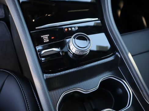 New 2025 Jeep Grand Cherokee Limited image 9