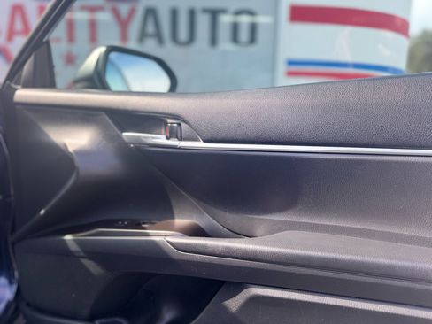 Used 2022 Toyota Camry SE image 45