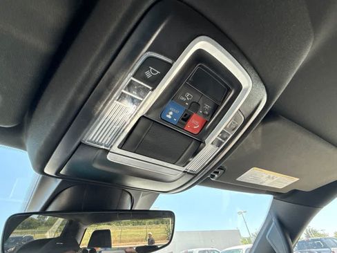 Used 2024 RAM 1500 Laramie RWD image 19