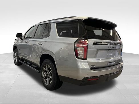 Used 2024 Chevrolet Tahoe Z71 w/ Luxury Package AWD/4WD image 3