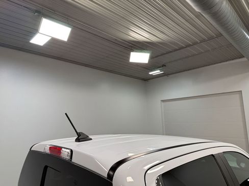 Used 2025 Ford Ranger Lariat w/ Advanced Towing Package image 46