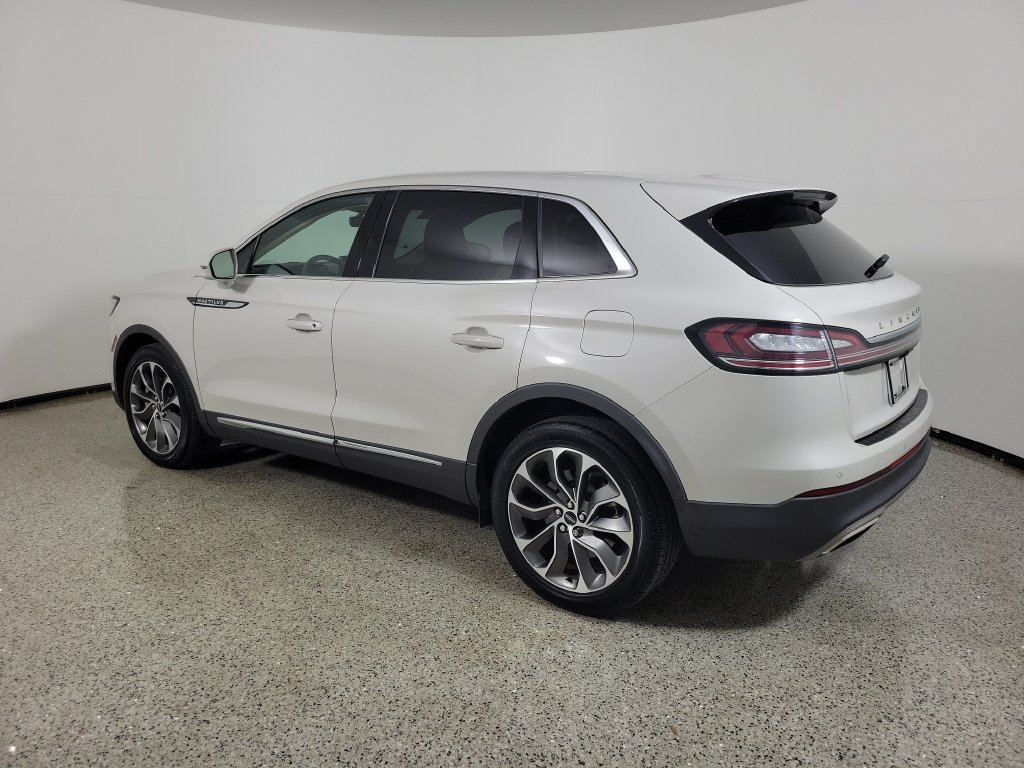 Certified 2023 Lincoln Nautilus Reserve AWD/4WD image 3
