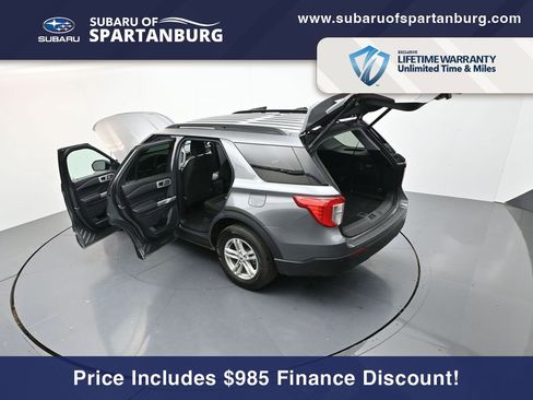 Used 2023 Ford Explorer XLT image 38