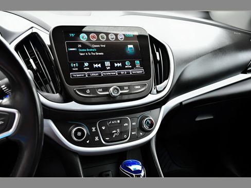 Used 2018 Chevrolet Volt LT w/ LT Driver Confidence Package FWD image 21