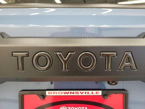 Used 2025 Toyota 4Runner SR5 RWD image 25