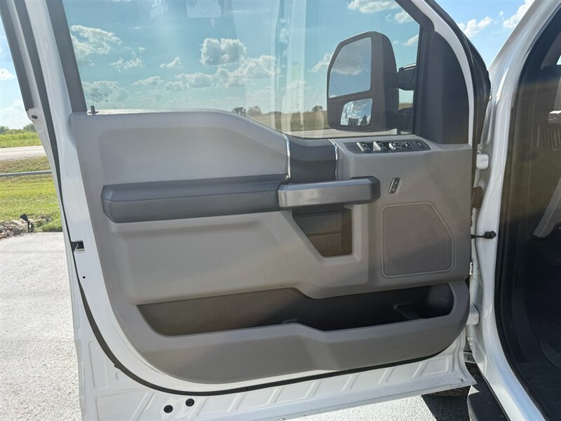 Used 2018 Ford F250 XLT w/ XLT Value Package AWD/4WD image 27