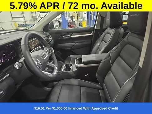 New 2026 GMC Terrain Denali w/ LPO, Black Badging Package AWD/4WD image 19
