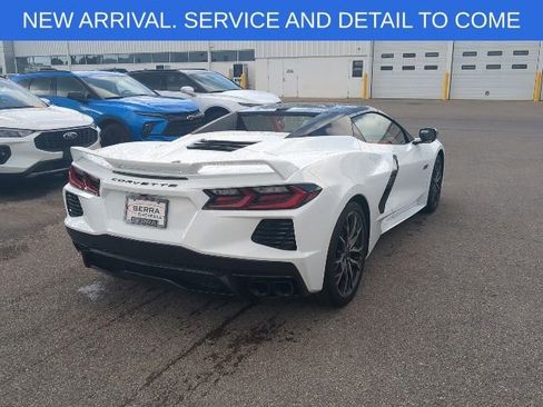 Certified 2023 Chevrolet Corvette Stingray Premium Conv w/ Z51 Performance Package RWD image 8