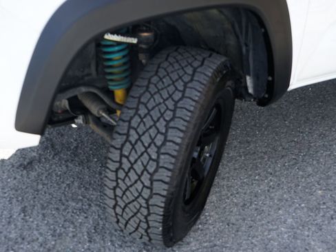 Used 2018 Toyota Tacoma TRD Off-Road w/ Technology Package image 42