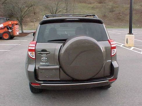 Used 2011 Toyota RAV4 Limited w/ Limited Extra Value Pkg image 6