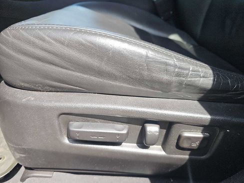 Used 2010 Acura MDX w/ Technology & Entertainment image 17