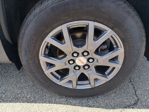 Used 2020 GMC Acadia SLT FWD image 22