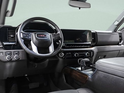 Used 2024 GMC Sierra 1500 Elevation w/ Preferred Package AWD/4WD image 24