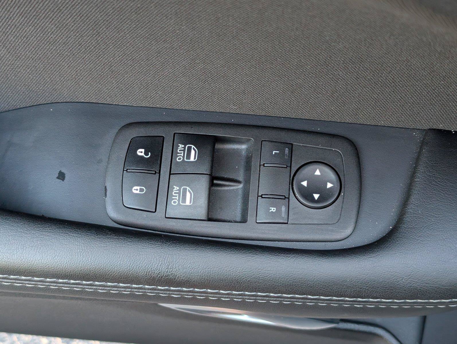 Used 2023 Dodge Challenger R/T RWD image 21