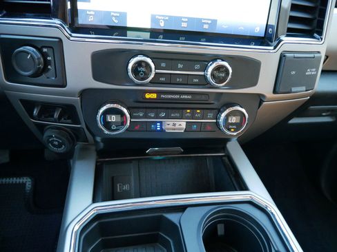 Used 2022 Ford F350 Lariat w/ Lariat Ultimate Package image 20