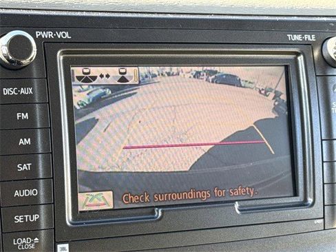 Used 2012 Toyota Sienna image 21