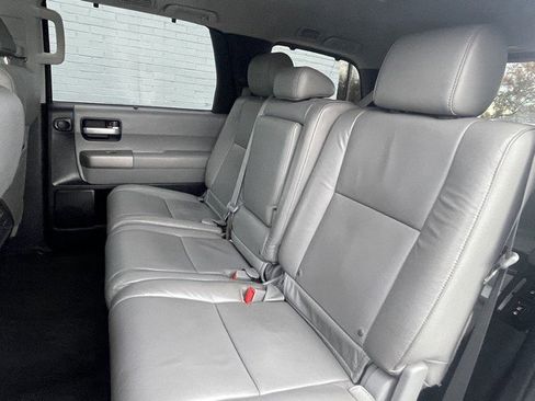 Used 2016 Toyota Sequoia Limited image 24