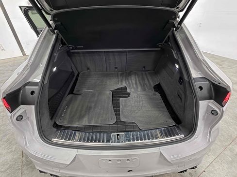 Used 2022 Porsche Cayenne GTS AWD/4WD image 84