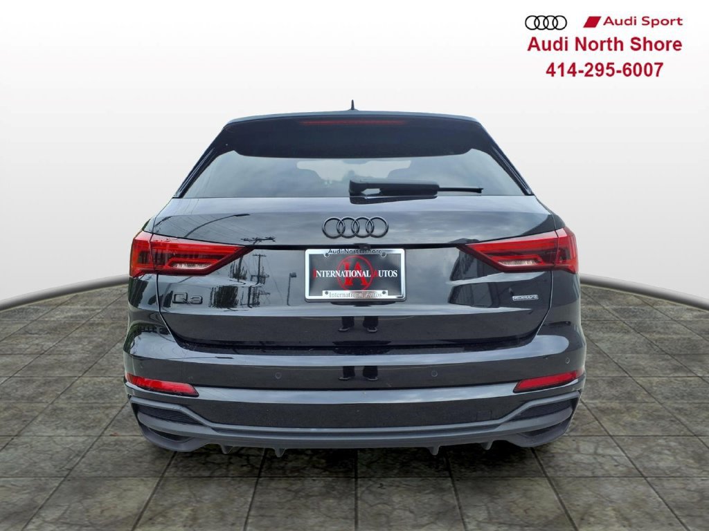 Used 2023 Audi Q3 2.0T Premium Plus w/ Premium Plus Package AWD/4WD image 7