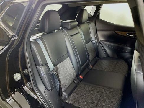 Certified 2022 Nissan Rogue Sport SV w/ Technology Package image 26