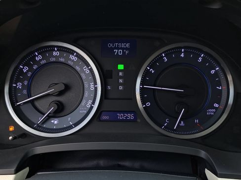 Used 2013 Lexus IS 250 w/ Premium Pkg Value Edition RWD image 18