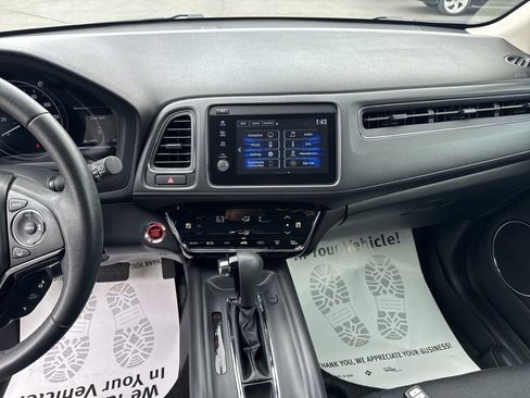 Certified 2020 Honda HR-V Touring image 10