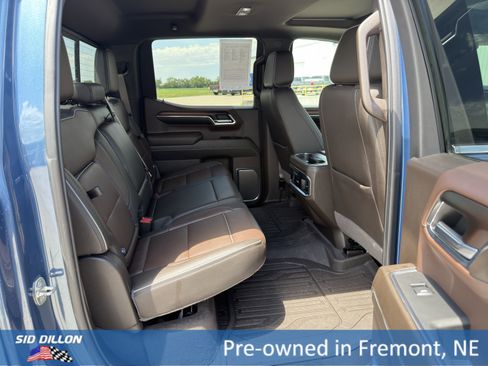 Used 2024 GMC Sierra 1500 Denali w/ Denali Reserve Package AWD/4WD image 19