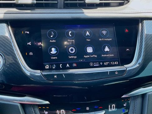 Used 2024 Cadillac XT6 Sport w/ Technology Package AWD/4WD image 13