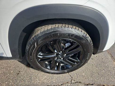 Used 2025 Chevrolet Trax ACTIV w/ Driver Confidence Package image 18