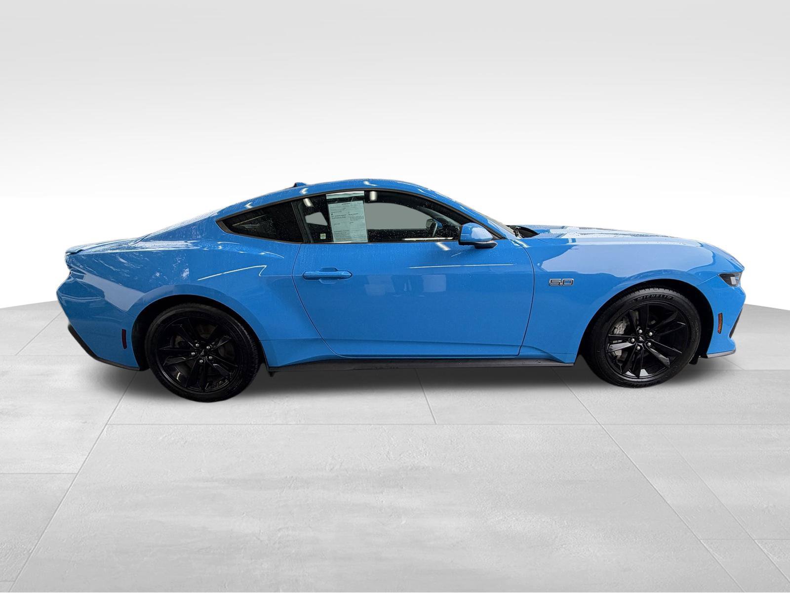 Used 2024 Ford Mustang GT RWD image 4
