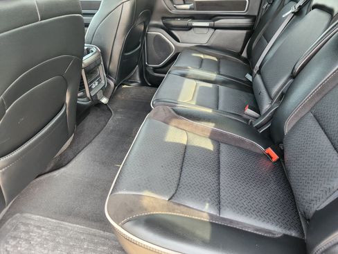Used 2025 RAM 1500 Laramie AWD/4WD image 30